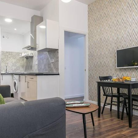 Apartamentos Plaza De Pedro Zerolo I Madri Exterior foto